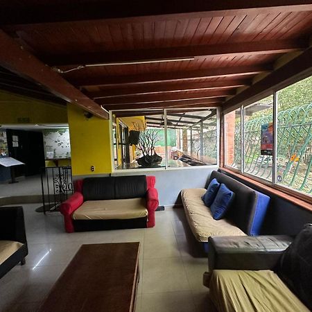 Arcadia Hostel Меделин Екстериор снимка