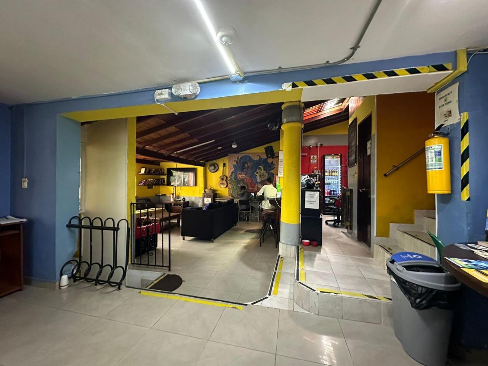 Arcadia Hostel Меделин Екстериор снимка