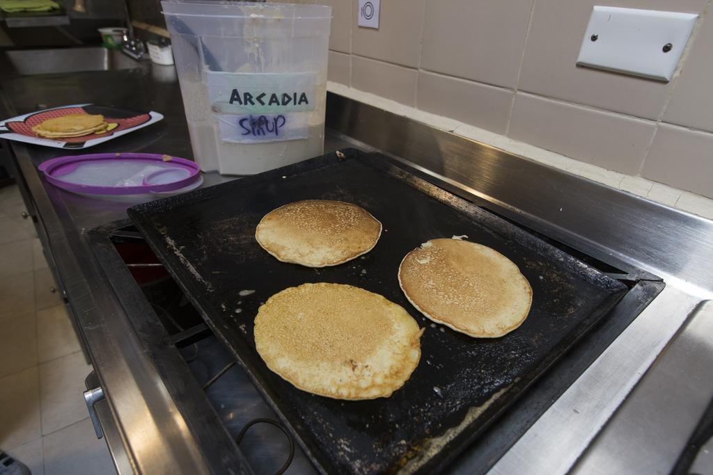 Arcadia Hostel Меделин Екстериор снимка